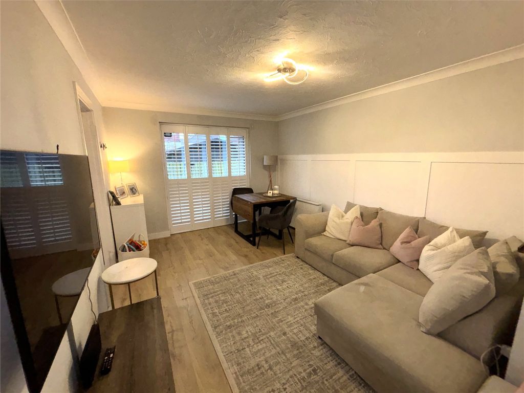 Property photo 2 of 10 Picture No. 22