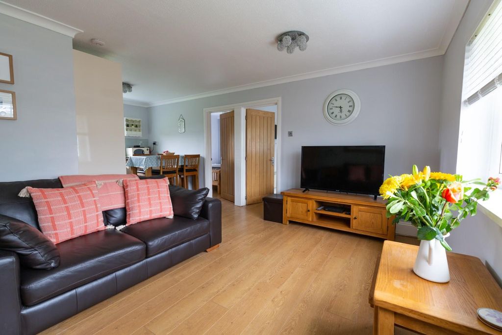 Property photo 2 of 10 DM_49_Rhossili.Jpg