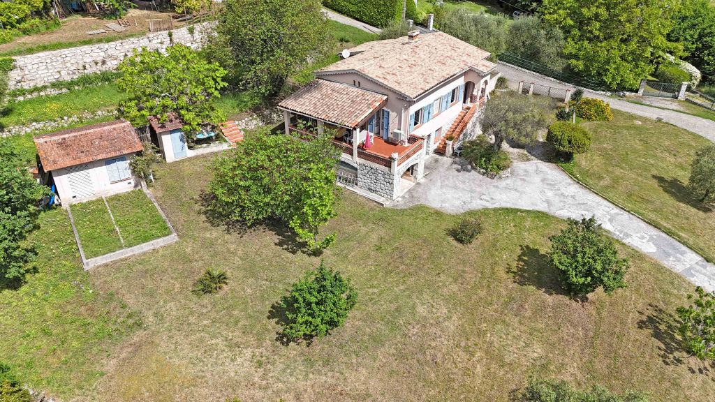 Property photo 1 of 4 Main Exterior View