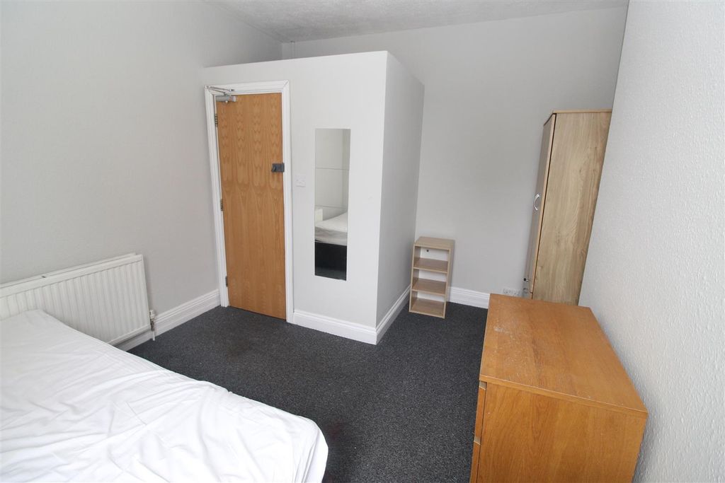 Property photo 3 of 22 Img_0996.Jpg