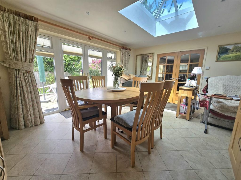 Property photo 3 of 22 Dining Room