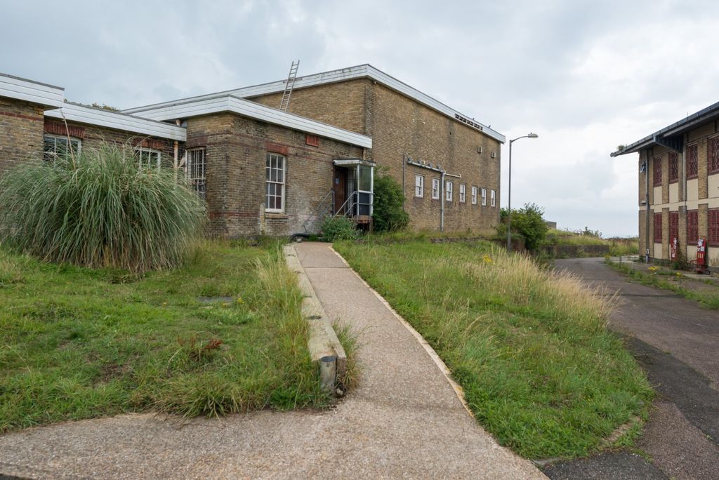 Property photo 2 of 15 Picture No. 08