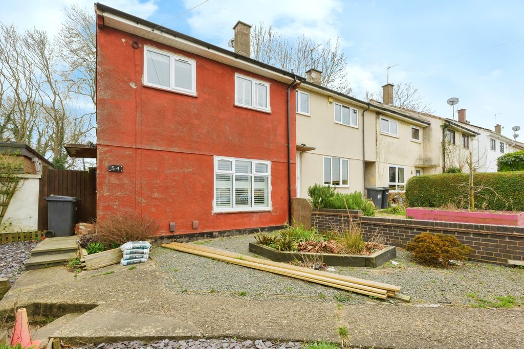 Property photo 1 of 13