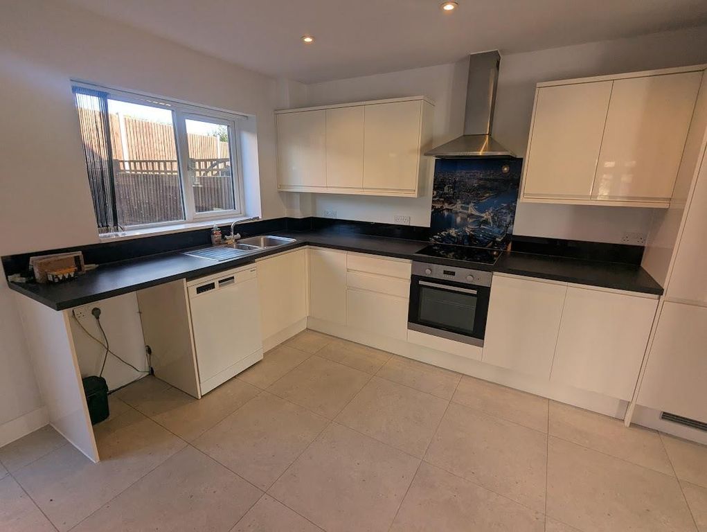 Property photo 2 of 18 Pxl_20251205_124652301.Jpg