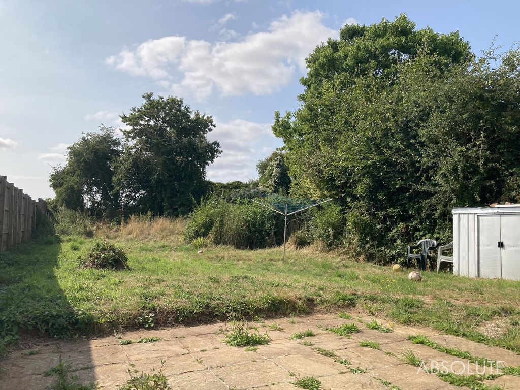 Property photo 2 of 9