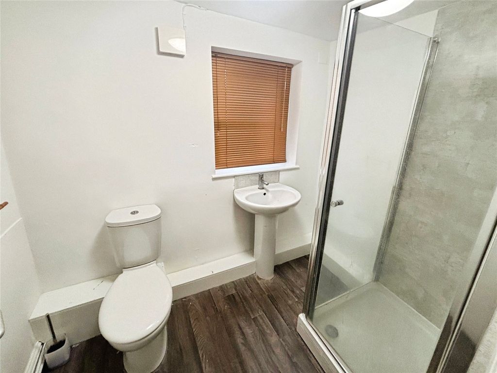 Property photo 2 of 7 Picture No. 13