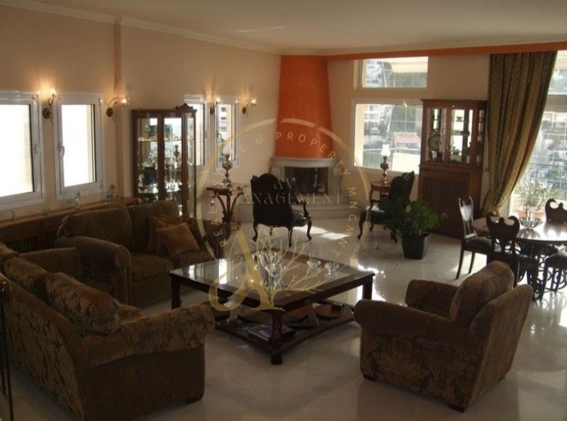 Property photo 3 of 24