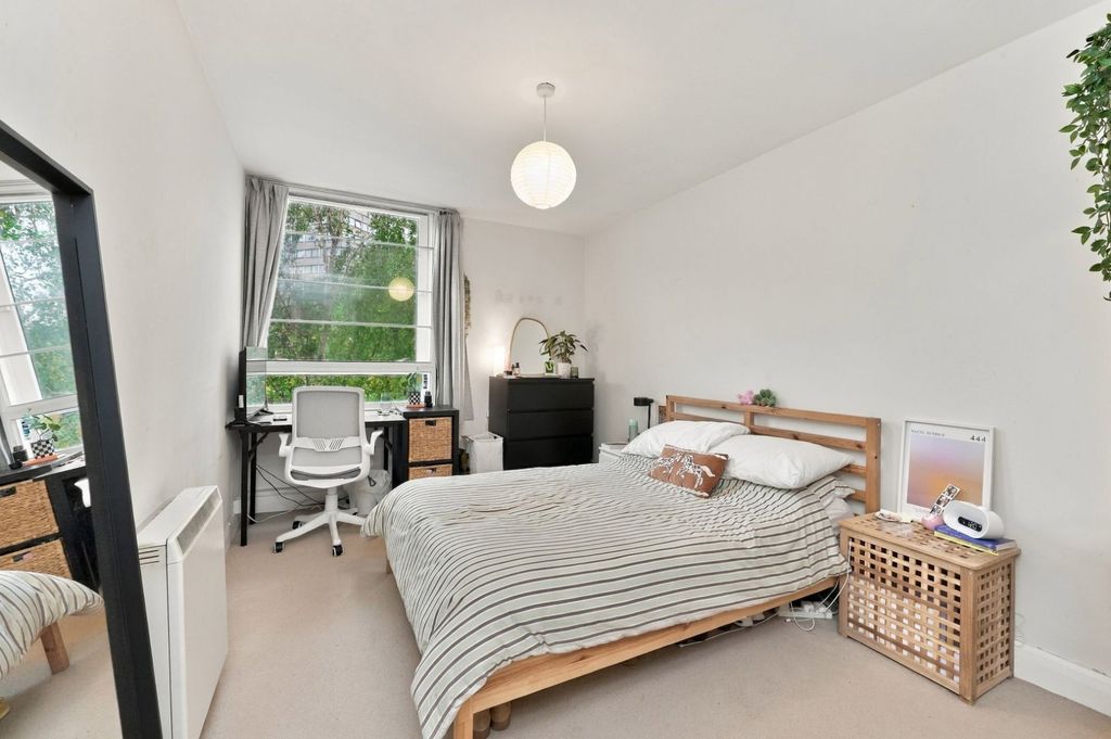 Property photo 3 of 9 Picture No. 36