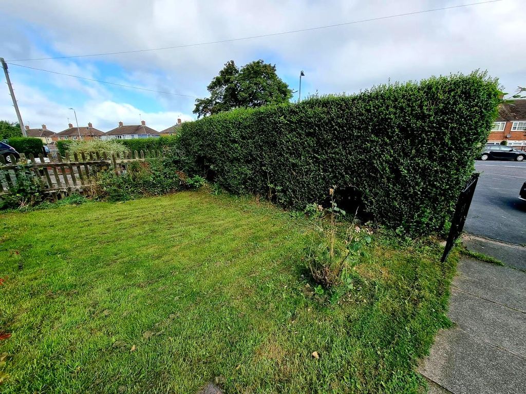 Property photo 2 of 30