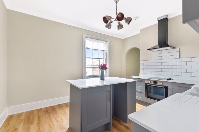 Additional image 11 of 3 bed flat to rentKings Road, Horsham RH13