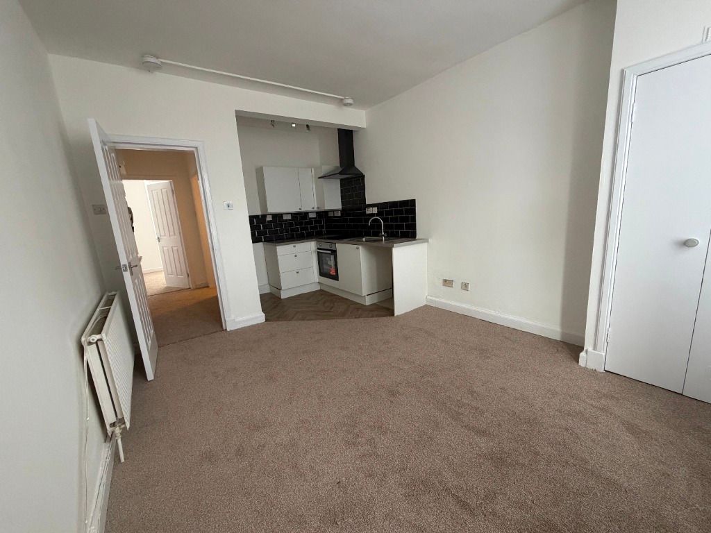 Property photo 2 of 7 Photo 2