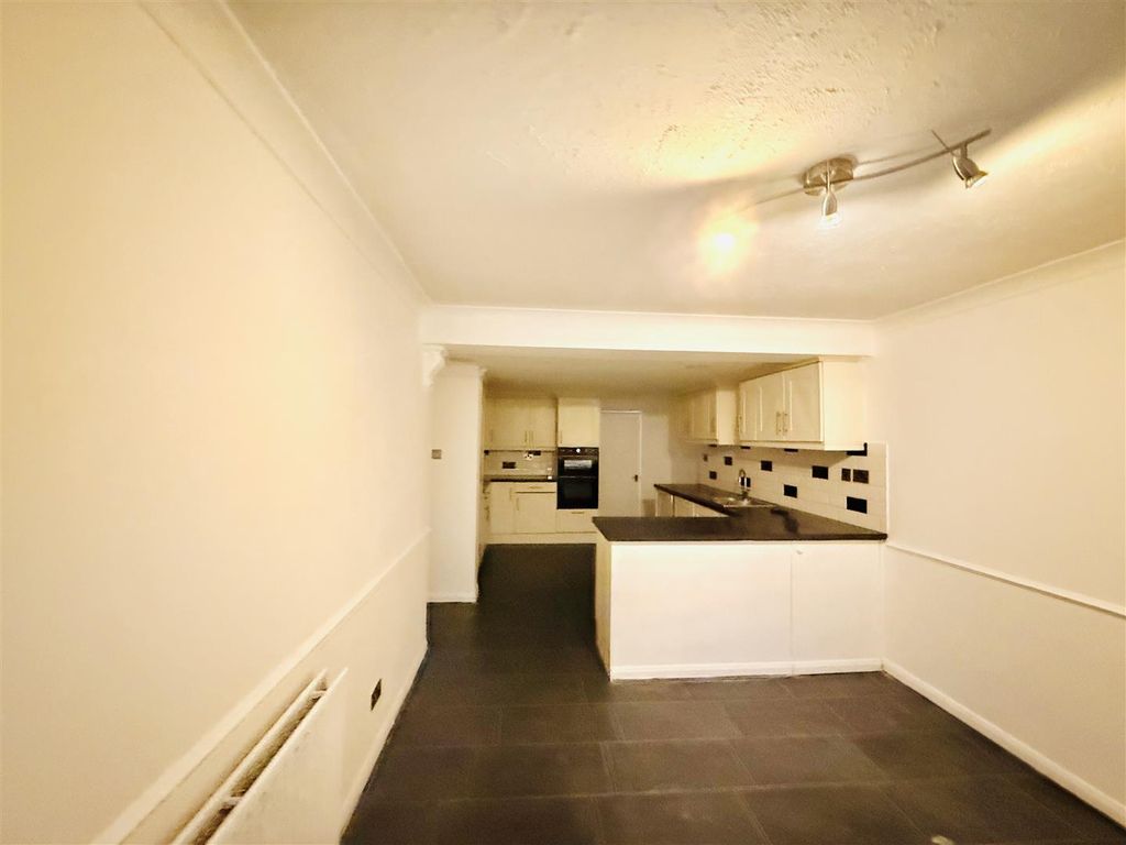 Property photo 2 of 12 Img_4155.Jpg