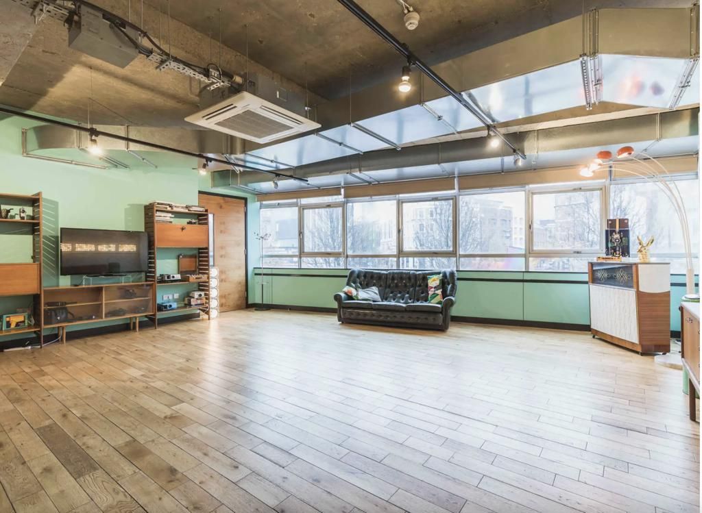 Property photo 3 of 13 Photo 11