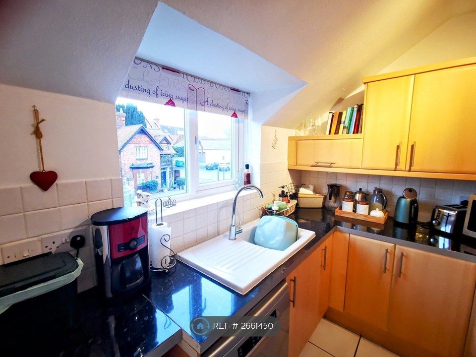 Property photo 3 of 11 Walking Distance To Shipston Shops,