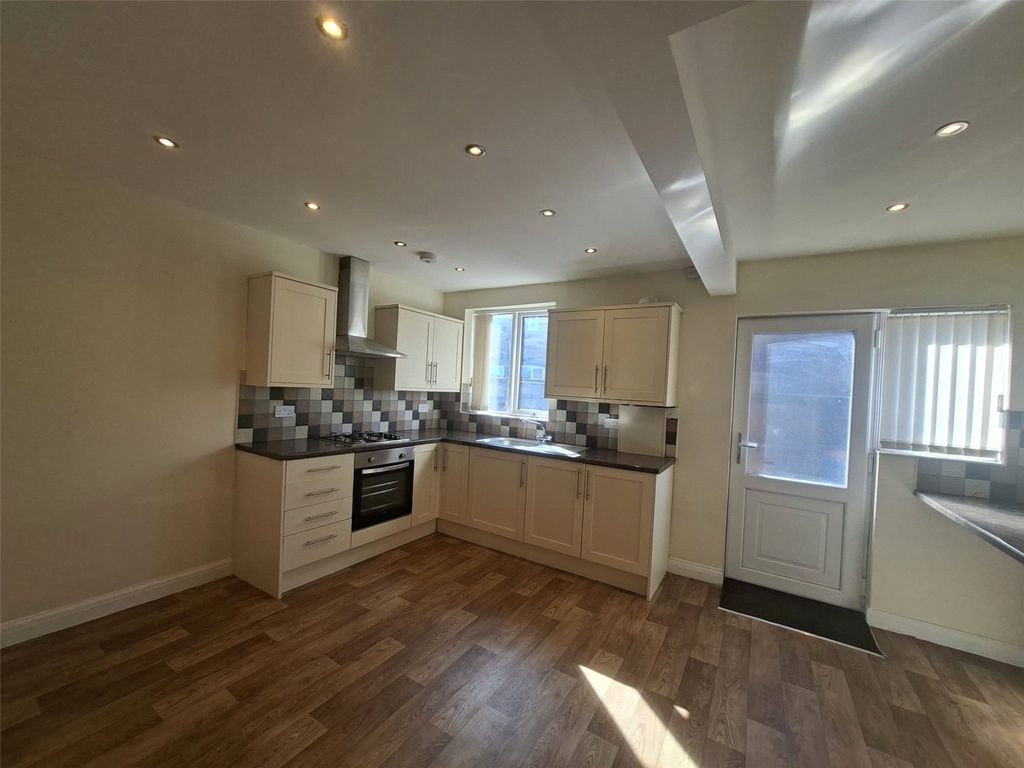 Property photo 3 of 9 Picture No. 08