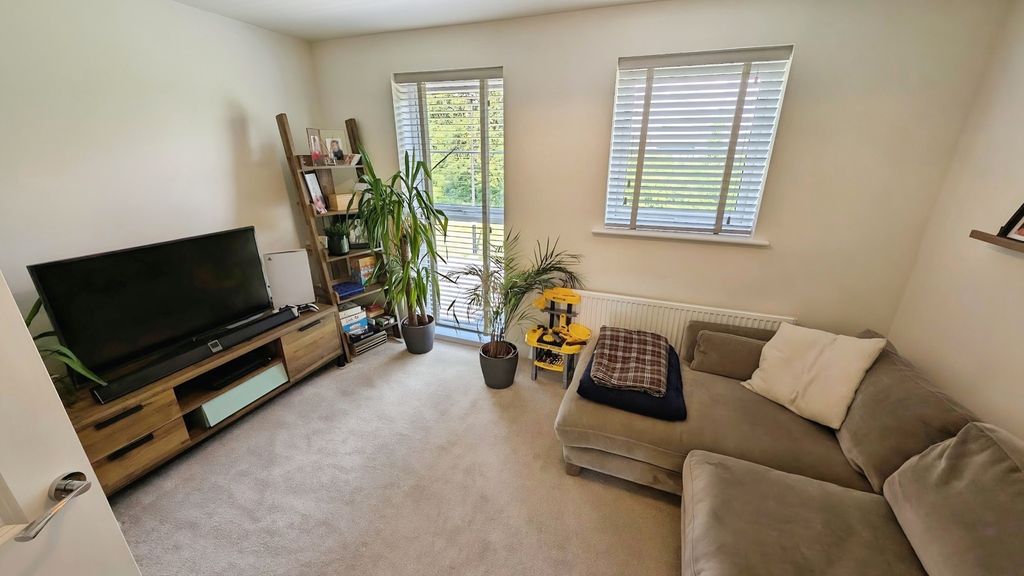 Property photo 2 of 22 Pbox-Img.Jpg
