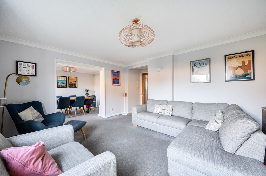 Property photo 3 of 13 1425390-3-69B9905...