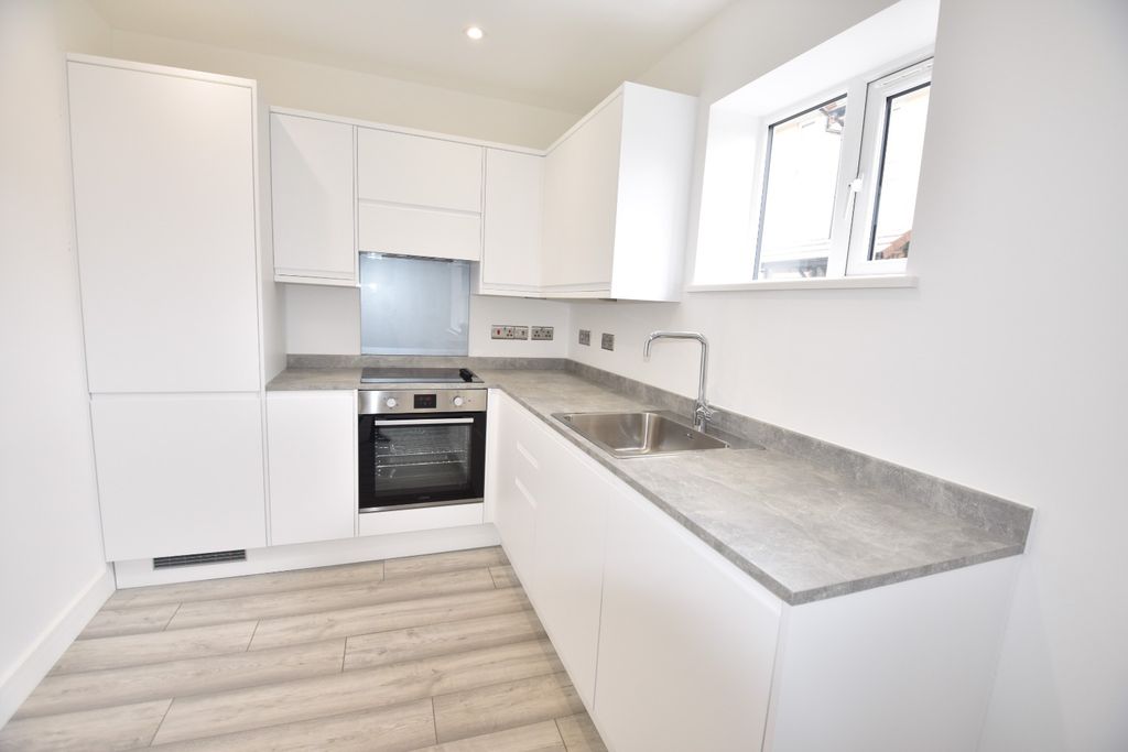 Property photo 2 of 6 2672892