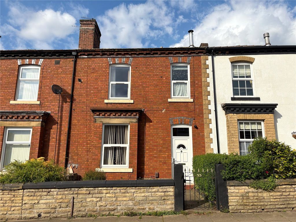 Property photo 1 of 17 Picture No. 01