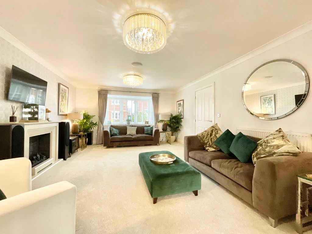 Property photo 2 of 29