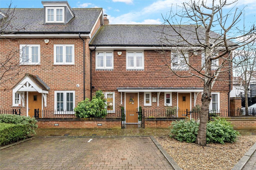 Property photo 1 of 17 Picture No. 23