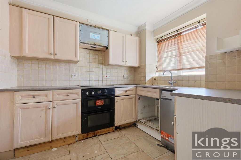 Additional image 4 of 2 bed flat for saleEden Close, Enfield EN3