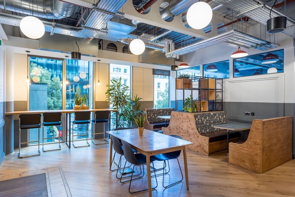 Property photo 2 of 10