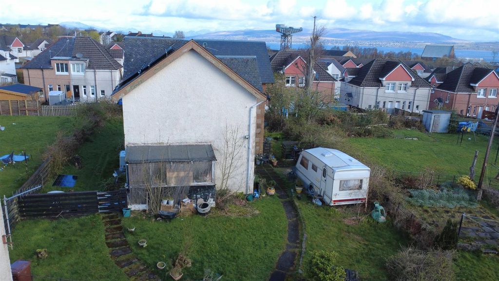 Property photo 3 of 4