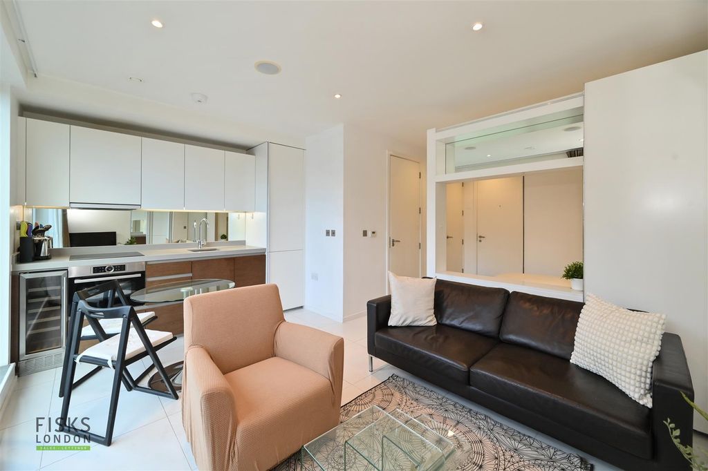 Property photo 3 of 11 314-Baltimore-Wharf (6).Jpg