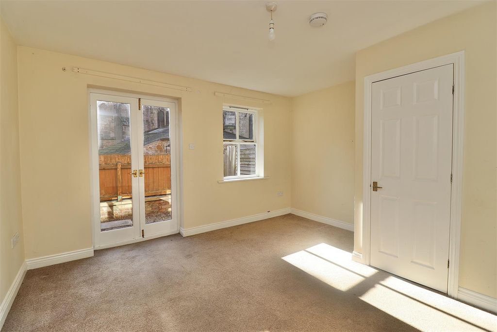 Property photo 2 of 11 Image00009.Jpeg