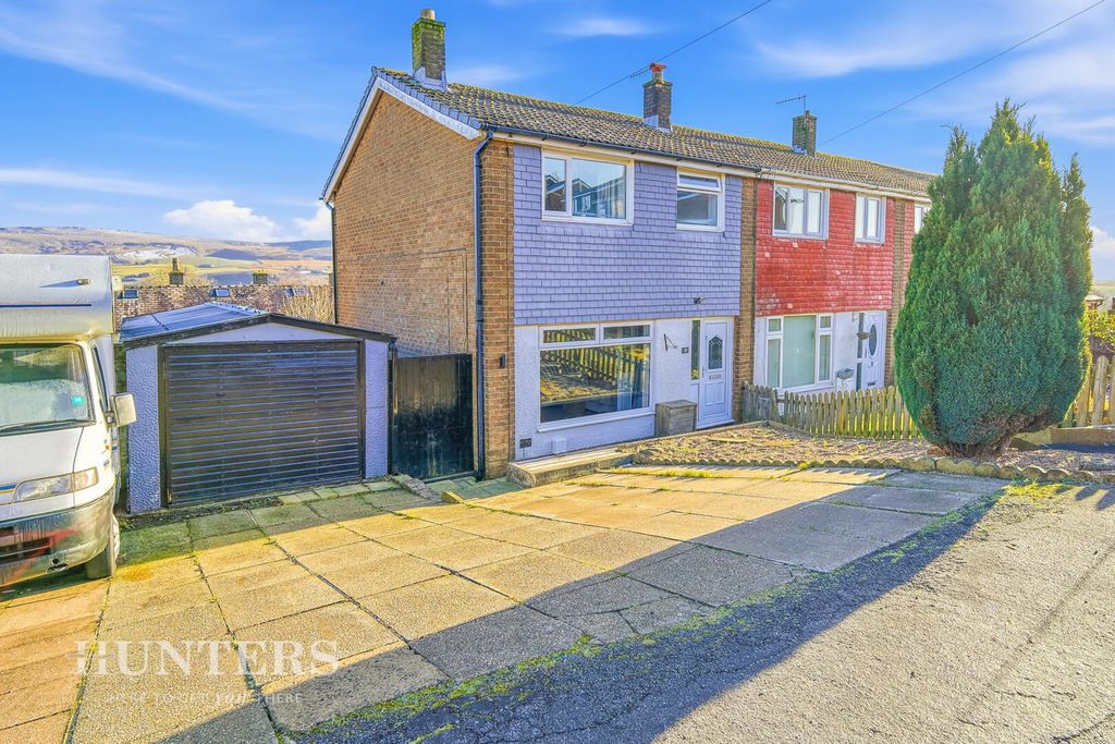 Property photo 1 of 21 Front (Exterior)