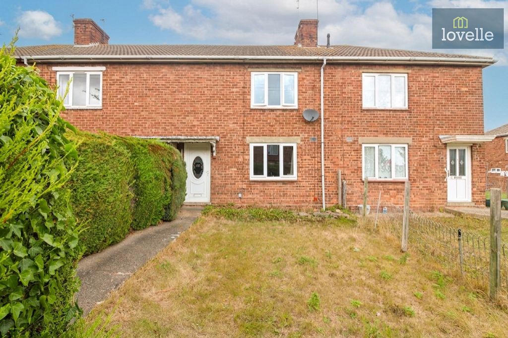 Property photo 2 of 16