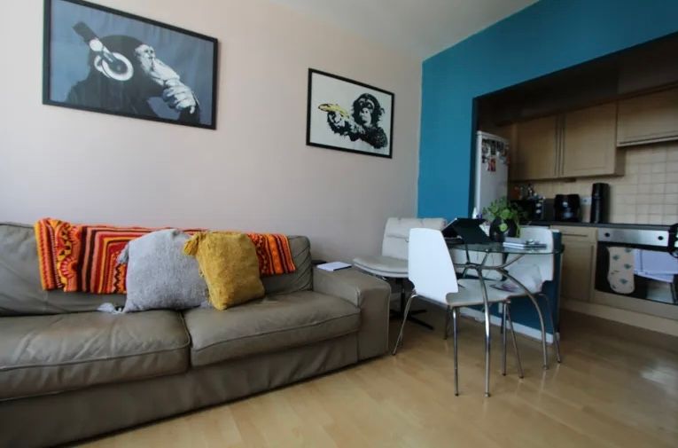Property photo 1 of 28