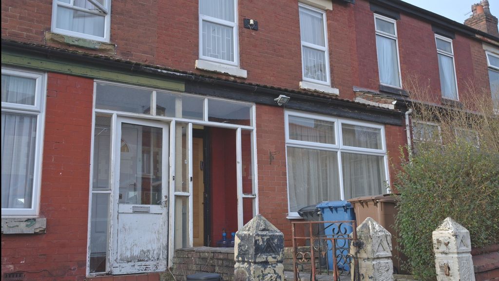 Property photo 1 of 16