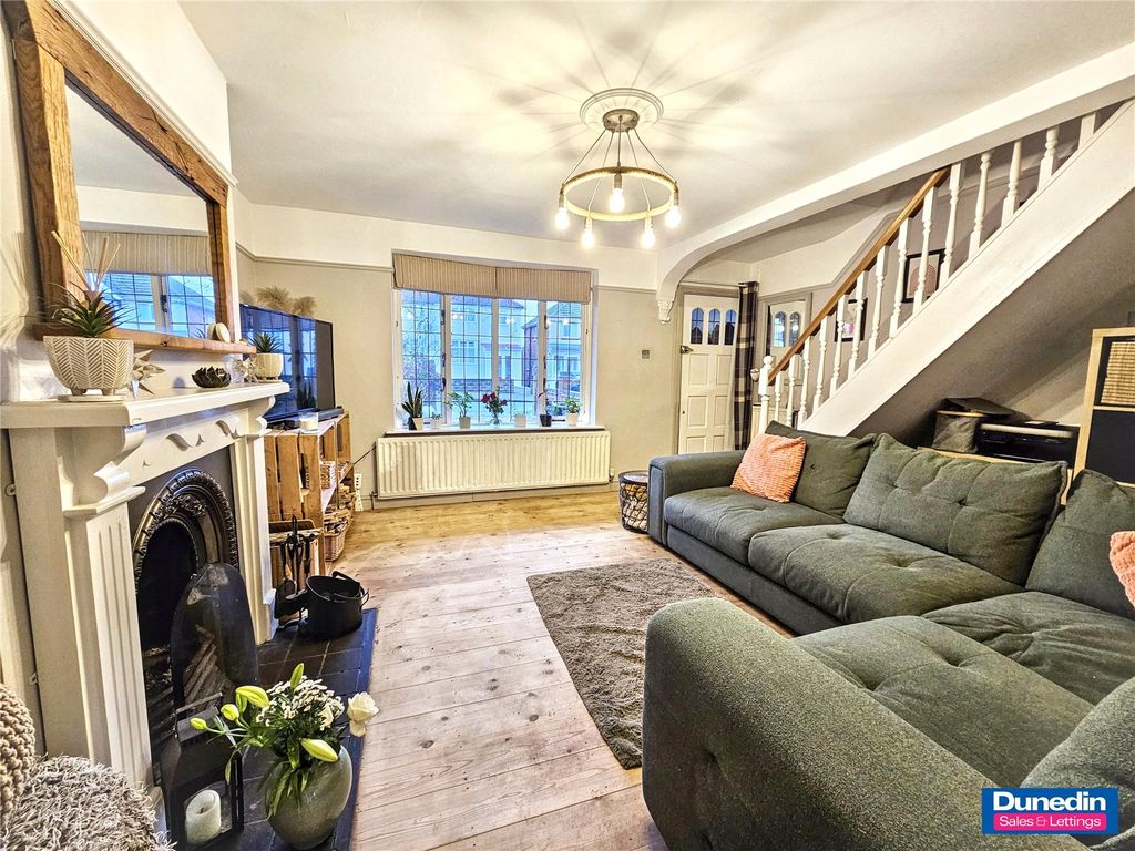 Property photo 3 of 31 Picture No. 30