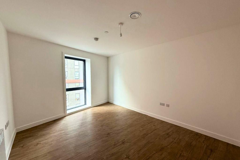 Property photo 2 of 21 Phoenix, Leeds - 14.Jpg