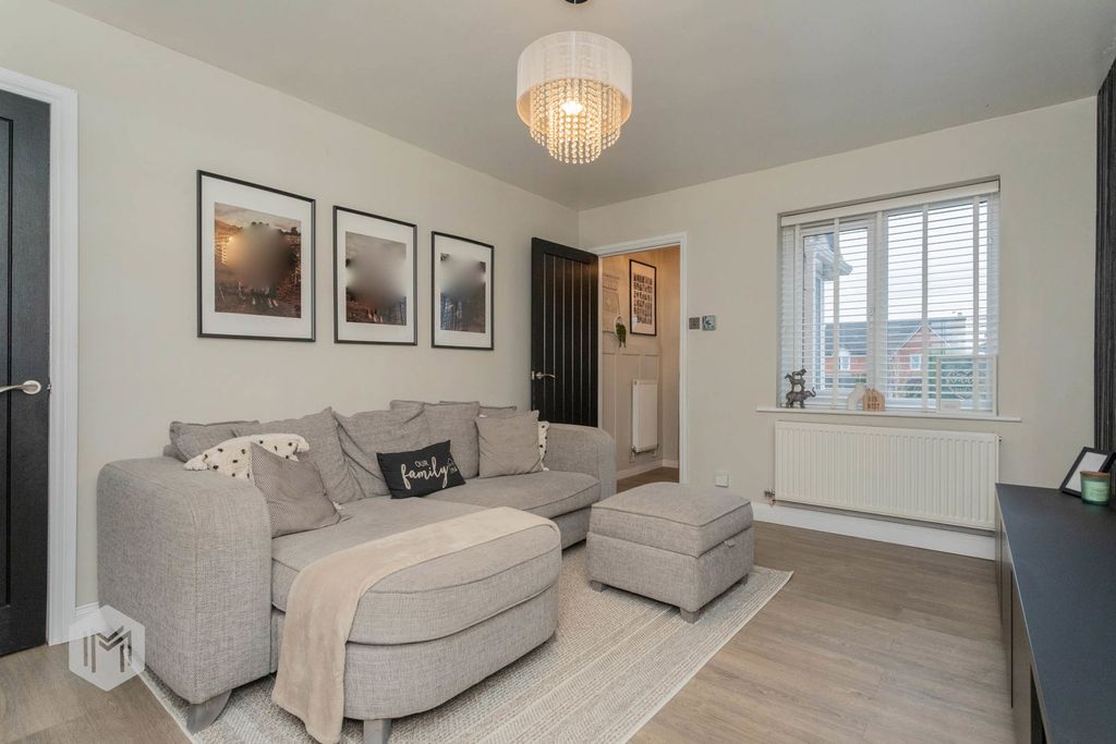 Property photo 3 of 27 Photograph