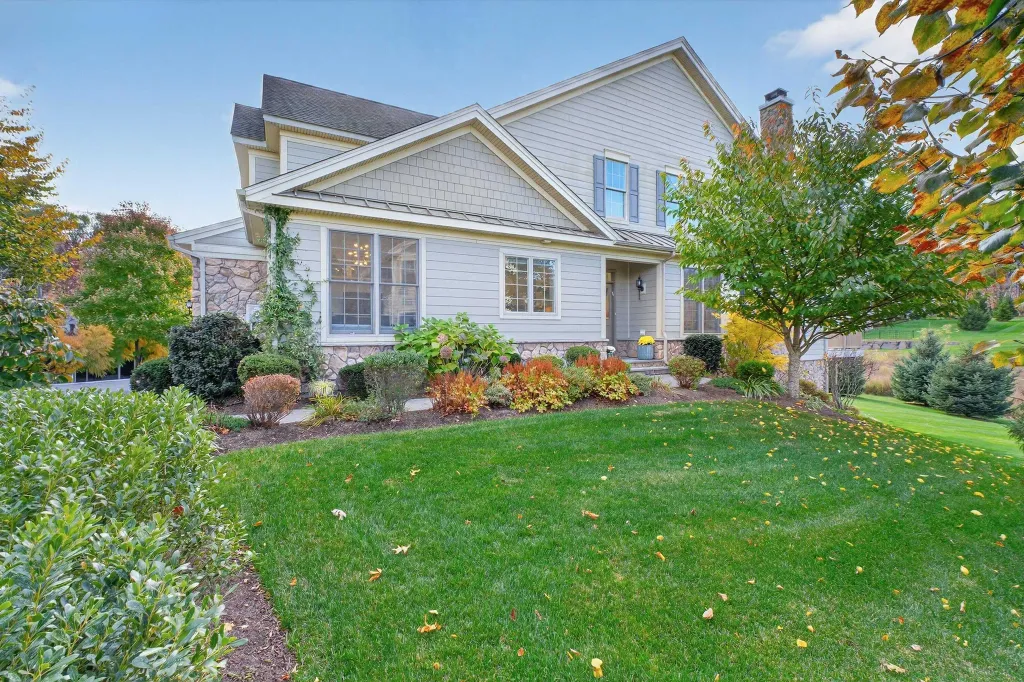 Property photo 1 of 31
