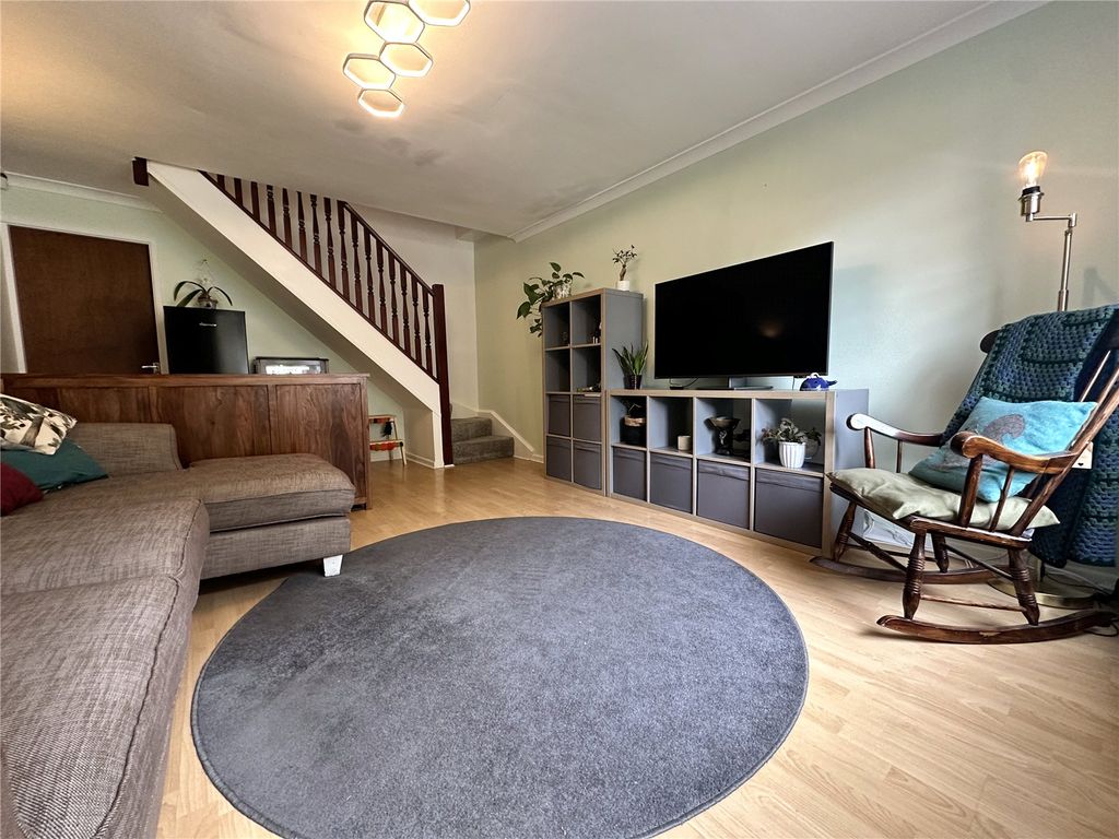 Property photo 2 of 16 Picture No. 02