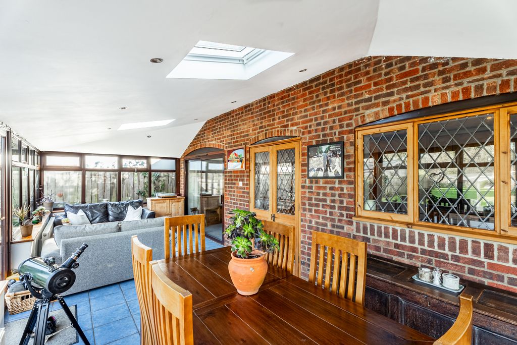 Property photo 3 of 34 Akeman Residential