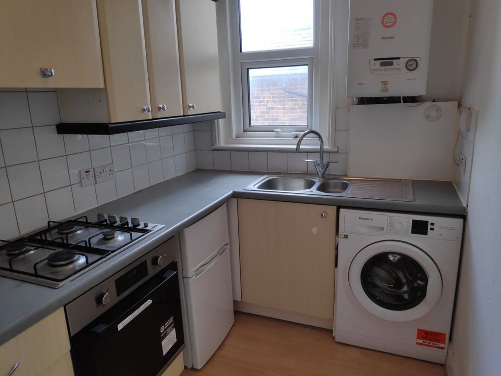 Property photo 2 of 5