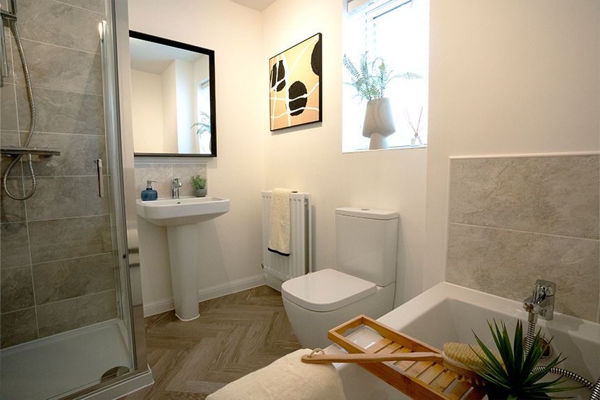 Property photo 3 of 8 J1606680-Rt-Lowres