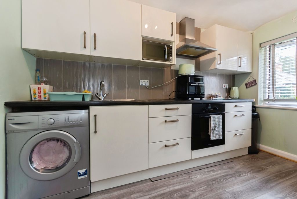 Property photo 3 of 14 Pbox-Img.Jpg