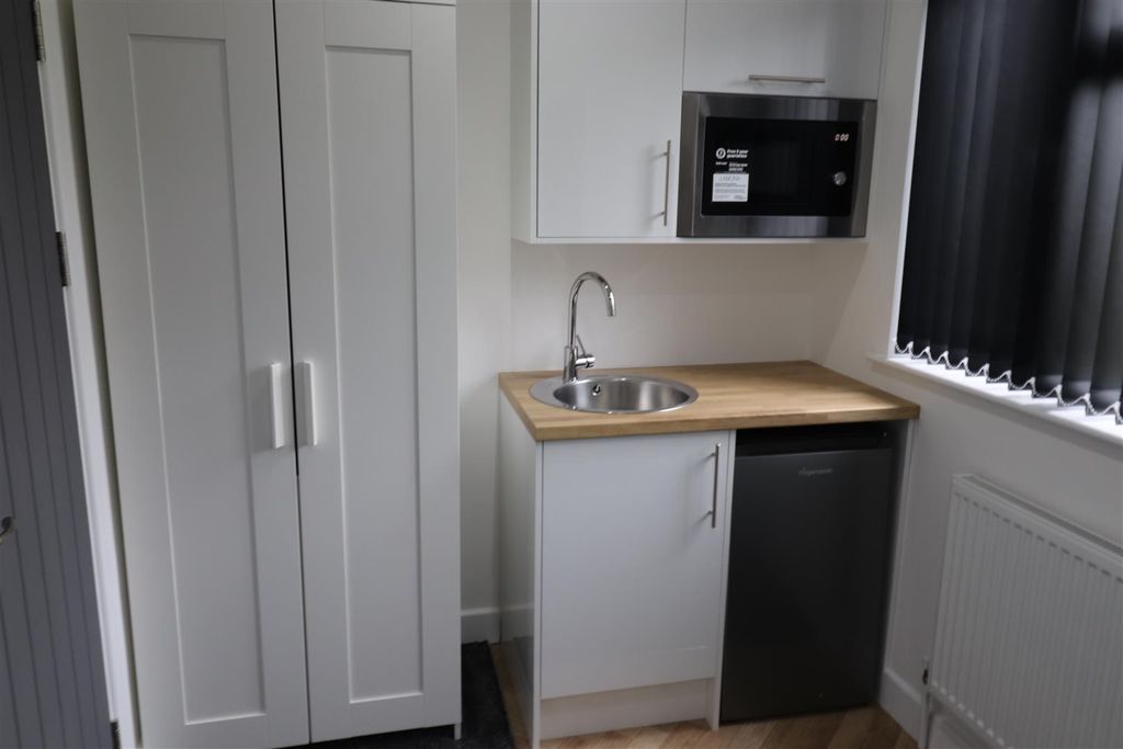 Property photo 2 of 5 78 Charter (52).Jpg