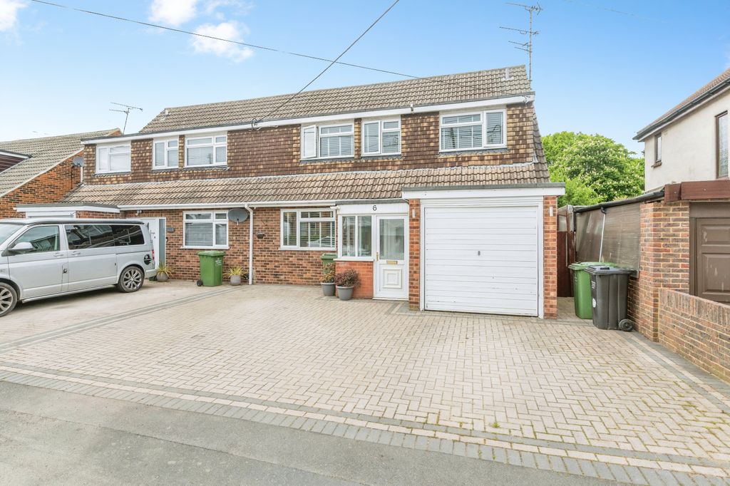 Property photo 1 of 19