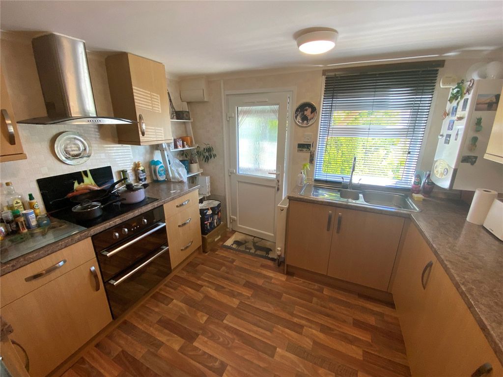 Property photo 3 of 21 Picture No. 07