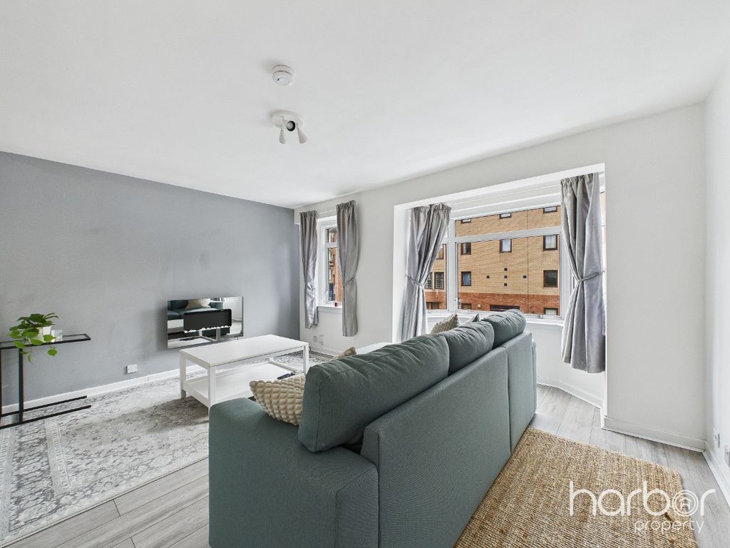 Property photo 2 of 16 4604914