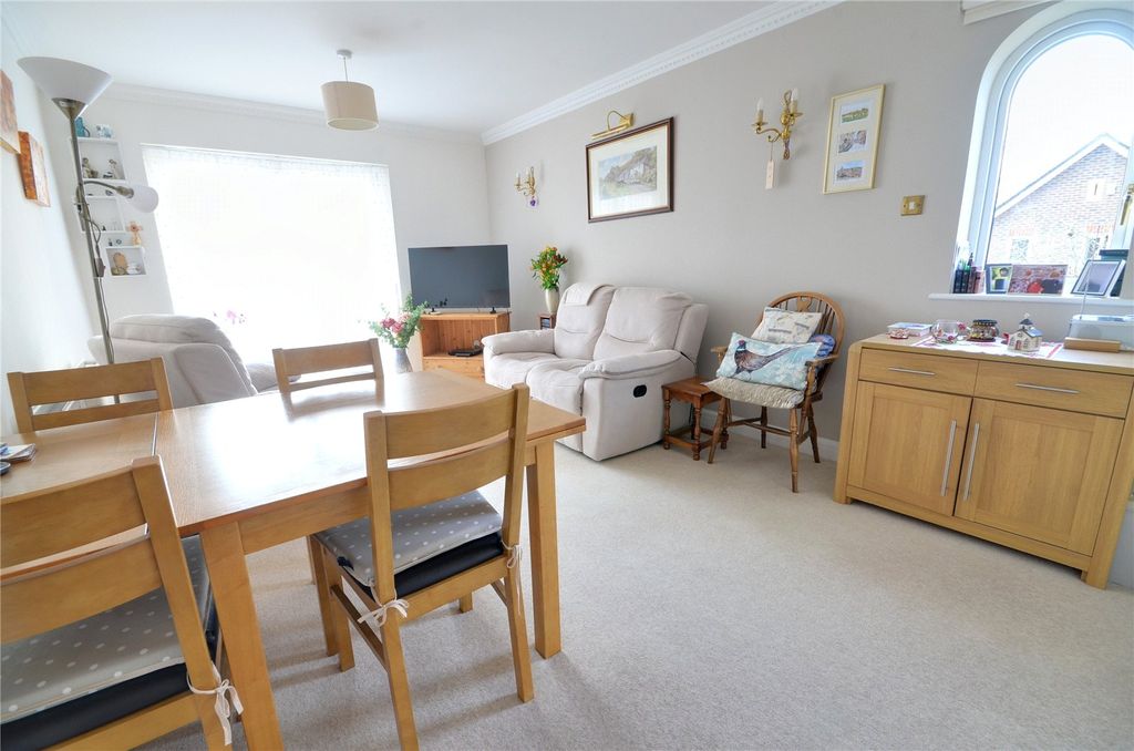 Additional image 6 of 2 bed flat for saleEast Grinstead, West Sussex RH19