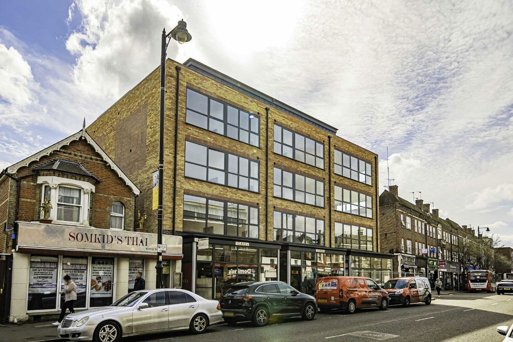 Property photo 1 of 5