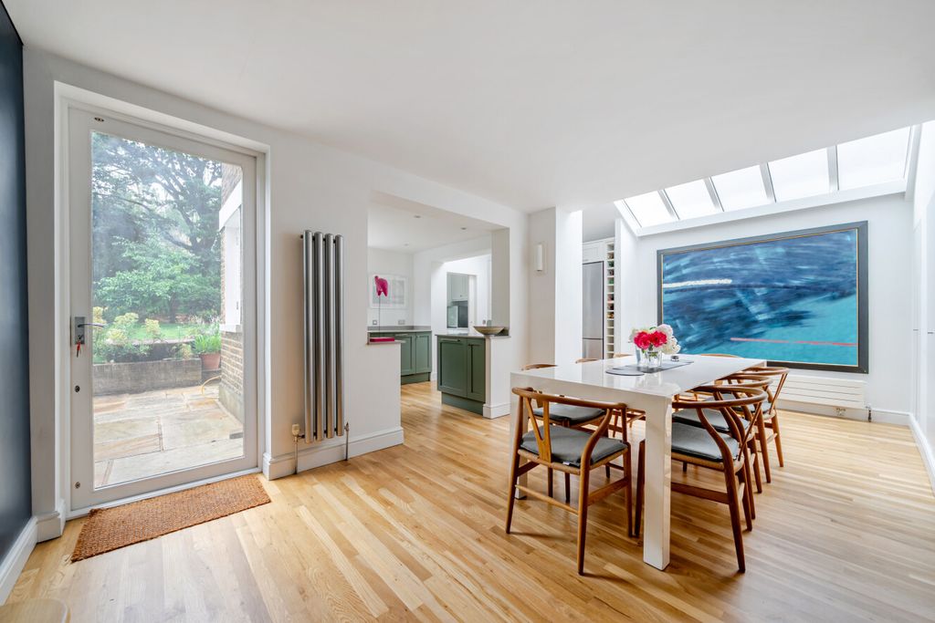 Property photo 3 of 19 1468941-21-6A1Ec0...